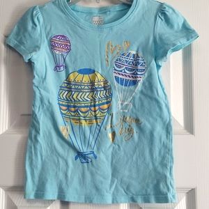 Old Navy girls size 5T hot air balloon t shirt